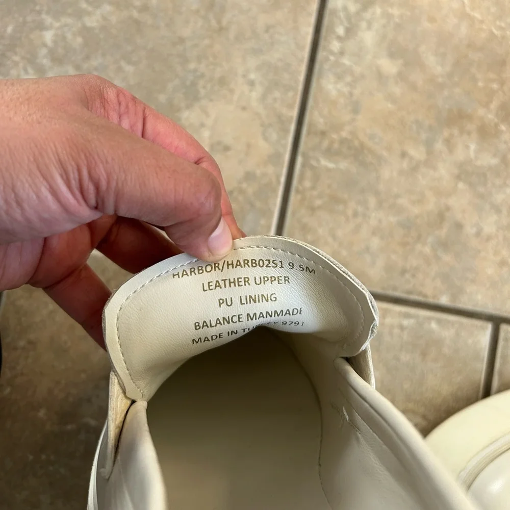 Steve Madden Off White Harbor Loafer Sz 9.5